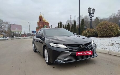 Toyota Camry, 2020 год, 3 750 000 рублей, 4 фотография