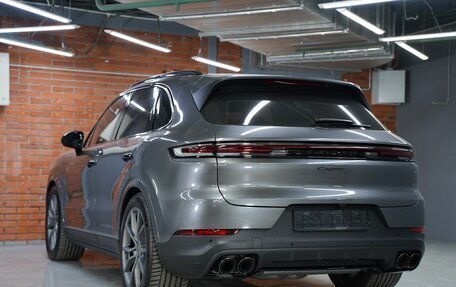 Porsche Cayenne III, 2024 год, 19 982 000 рублей, 6 фотография