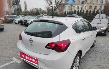 Opel Astra J, 2013 год, 1 200 000 рублей, 13 фотография