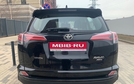 Toyota RAV4, 2017 год, 2 350 000 рублей, 5 фотография