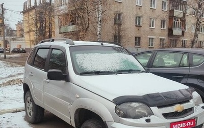 Chevrolet Niva I рестайлинг, 2011 год, 440 000 рублей, 1 фотография