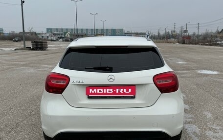 Mercedes-Benz A-Класс, 2016 год, 1 850 000 рублей, 6 фотография