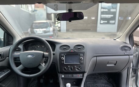 Ford Focus II рестайлинг, 2005 год, 550 000 рублей, 14 фотография