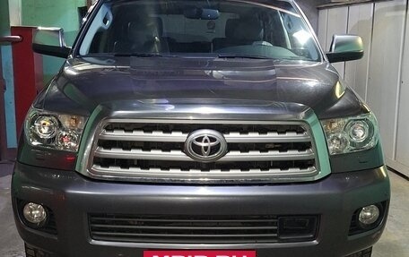 Toyota Sequoia II рестайлинг, 2013 год, 6 700 000 рублей, 8 фотография