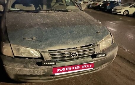 Toyota Camry, 1999 год, 320 000 рублей, 2 фотография