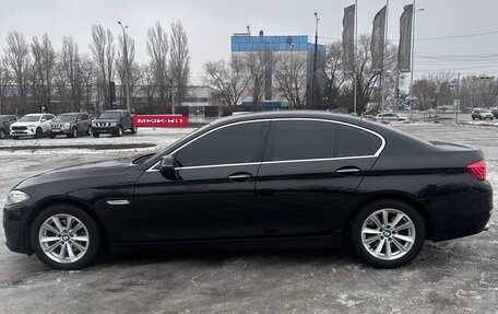 BMW 5 серия, 2015 год, 2 398 000 рублей, 2 фотография