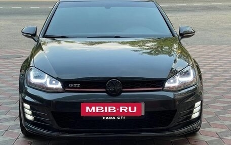 Volkswagen Golf GTI VII, 2015 год, 2 100 000 рублей, 2 фотография