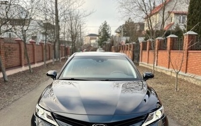 Toyota Camry, 2018 год, 2 940 000 рублей, 1 фотография