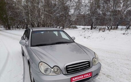 Hyundai Sonata IV рестайлинг, 2005 год, 600 000 рублей, 1 фотография