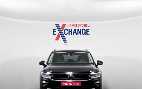 Volkswagen Tiguan II, 2021 год, 2 997 000 рублей, 1 фотография