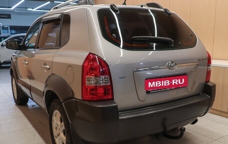 Hyundai Tucson III, 2005 год, 849 000 рублей, 4 фотография