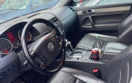 Volkswagen Touareg III, 2008 год, 1 050 000 рублей, 5 фотография