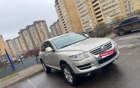 Volkswagen Touareg III, 2008 год, 1 050 000 рублей, 2 фотография