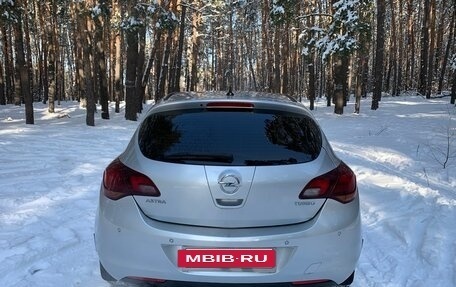 Opel Astra J, 2012 год, 800 000 рублей, 4 фотография