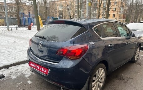 Opel Astra J, 2011 год, 600 000 рублей, 4 фотография