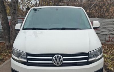 Volkswagen Caravelle T6 рестайлинг, 2019 год, 2 900 000 рублей, 1 фотография