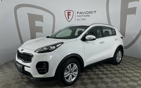 KIA Sportage IV рестайлинг, 2018 год, 2 300 000 рублей, 1 фотография