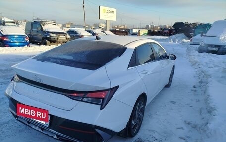 Hyundai Elantra, 2023 год, 2 400 000 рублей, 6 фотография