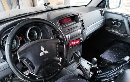 Mitsubishi Pajero IV, 2012 год, 1 690 000 рублей, 7 фотография