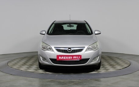 Opel Astra J, 2011 год, 687 000 рублей, 2 фотография