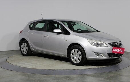 Opel Astra J, 2011 год, 687 000 рублей, 3 фотография