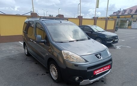 Peugeot Partner II рестайлинг 2, 2010 год, 695 000 рублей, 11 фотография