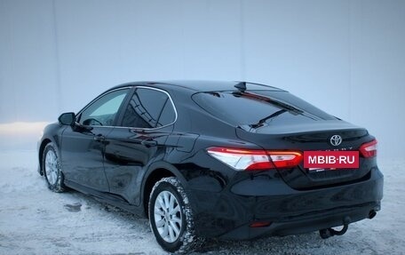 Toyota Camry, 2019 год, 2 450 000 рублей, 5 фотография