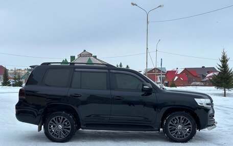 Toyota Land Cruiser 200, 2015 год, 4 799 000 рублей, 3 фотография