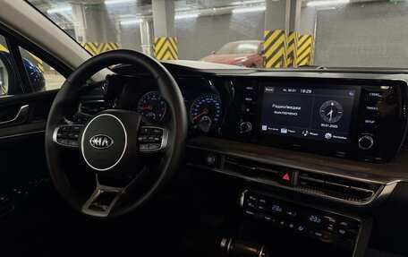 KIA K5, 2021 год, 2 490 000 рублей, 11 фотография