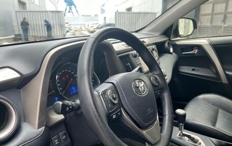 Toyota RAV4, 2013 год, 2 050 000 рублей, 12 фотография