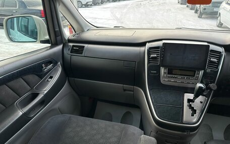 Toyota Alphard III, 2003 год, 2 429 000 рублей, 14 фотография