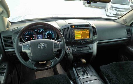 Toyota Land Cruiser 200, 2011 год, 2 829 000 рублей, 22 фотография