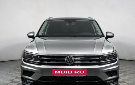 Volkswagen Tiguan II, 2020 год, 3 298 000 рублей, 2 фотография