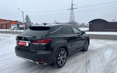 Lexus RX IV рестайлинг, 2021 год, 5 550 000 рублей, 2 фотография