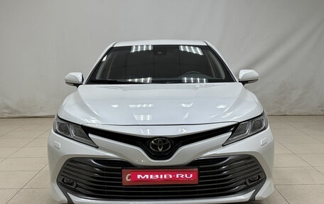 Toyota Camry, 2018 год, 2 860 000 рублей, 2 фотография