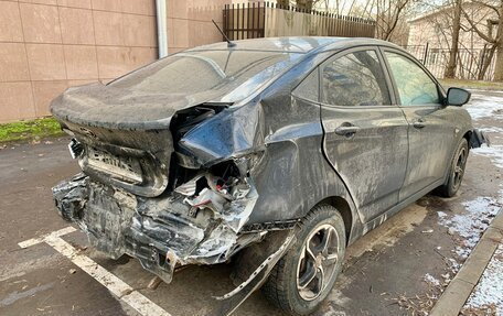 Hyundai Solaris II рестайлинг, 2011 год, 350 000 рублей, 2 фотография