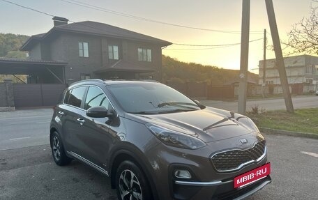 KIA Sportage IV рестайлинг, 2020 год, 2 650 000 рублей, 3 фотография