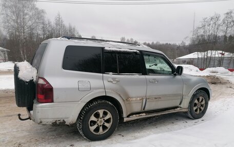 Mitsubishi Pajero III рестайлинг, 2005 год, 780 000 рублей, 3 фотография