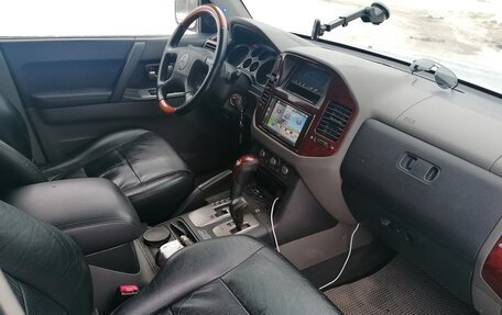 Mitsubishi Pajero III рестайлинг, 2005 год, 780 000 рублей, 6 фотография