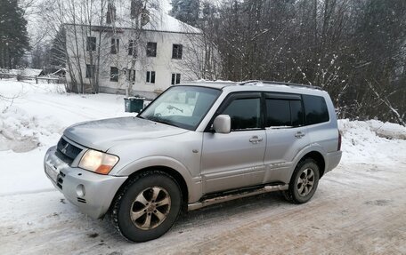 Mitsubishi Pajero III рестайлинг, 2005 год, 780 000 рублей, 5 фотография