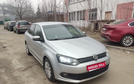 Volkswagen Polo VI (EU Market), 2011 год, 620 000 рублей, 2 фотография