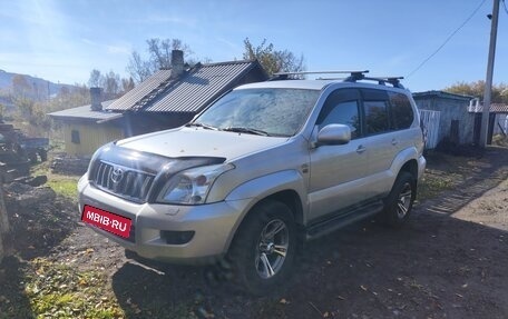 Toyota Land Cruiser Prado 120 рестайлинг, 2004 год, 1 800 000 рублей, 3 фотография