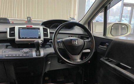 Honda Freed I, 2012 год, 1 095 000 рублей, 11 фотография