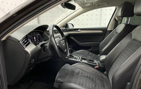 Volkswagen Passat B8 рестайлинг, 2017 год, 2 150 000 рублей, 11 фотография