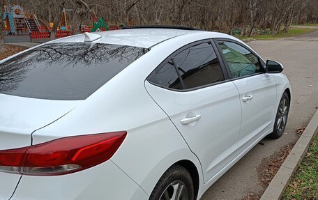 Hyundai Elantra VI рестайлинг, 2017 год, 1 580 000 рублей, 3 фотография