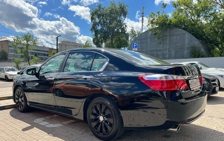 Honda Accord IX рестайлинг, 2013 год, 1 800 000 рублей, 3 фотография