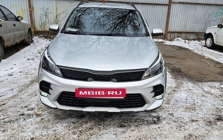 KIA Rio IV, 2021 год, 1 700 000 рублей, 2 фотография