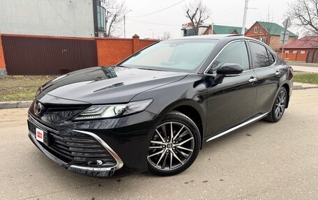 Toyota Camry, 2023 год, 3 900 000 рублей, 3 фотография