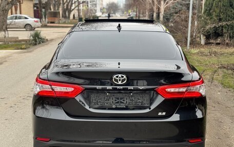 Toyota Camry, 2023 год, 3 900 000 рублей, 9 фотография