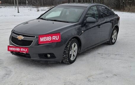 Chevrolet Cruze II, 2011 год, 860 000 рублей, 2 фотография